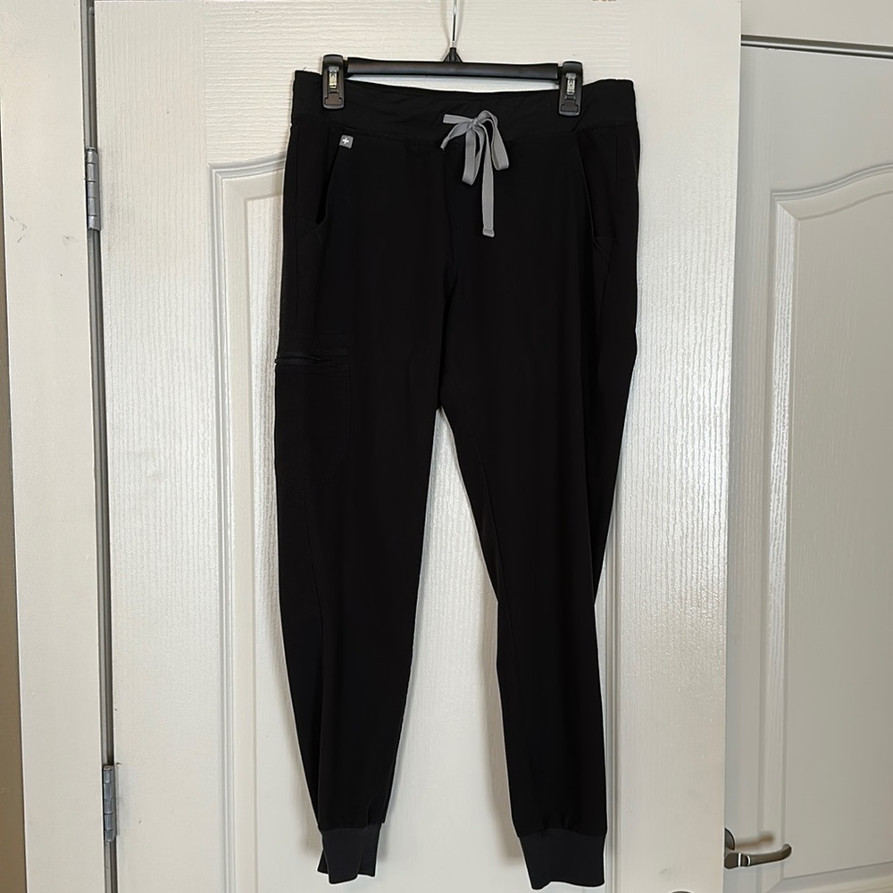 FIGS High Waisted Zamora Jogger Scrub Pants
